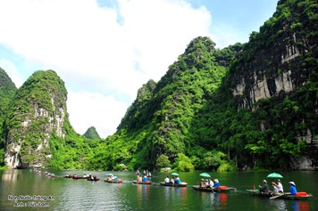 งานนิทรรศการเกี่ยวกับเขตปูชนียสถานTràng An - ảnh 1